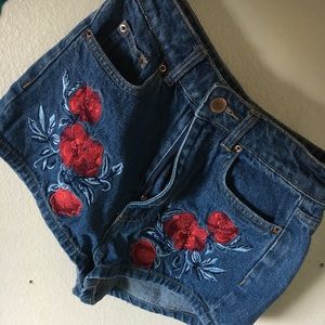 H&M embroidered shorts